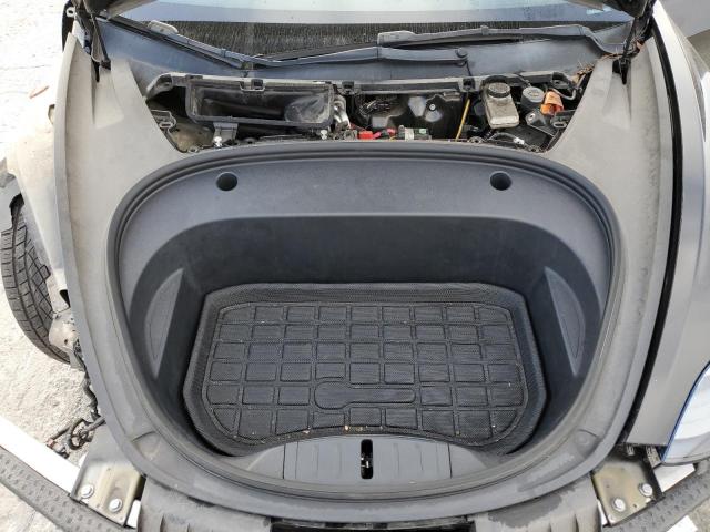 Tesla Model 3 Image 13