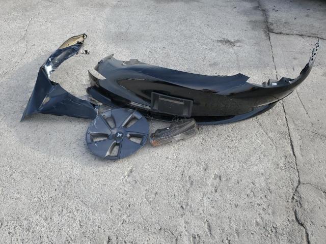 Tesla Model 3 Image 11