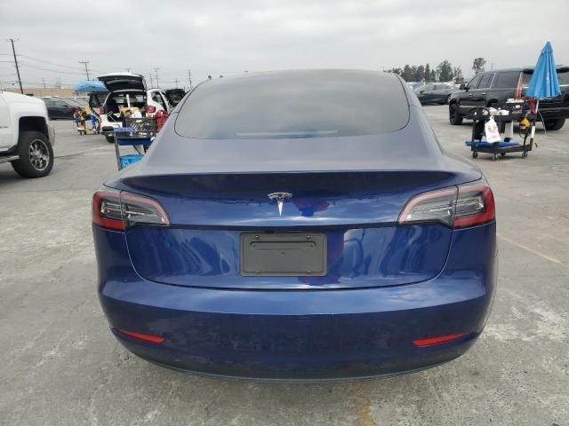 Tesla Model 3 Image 8