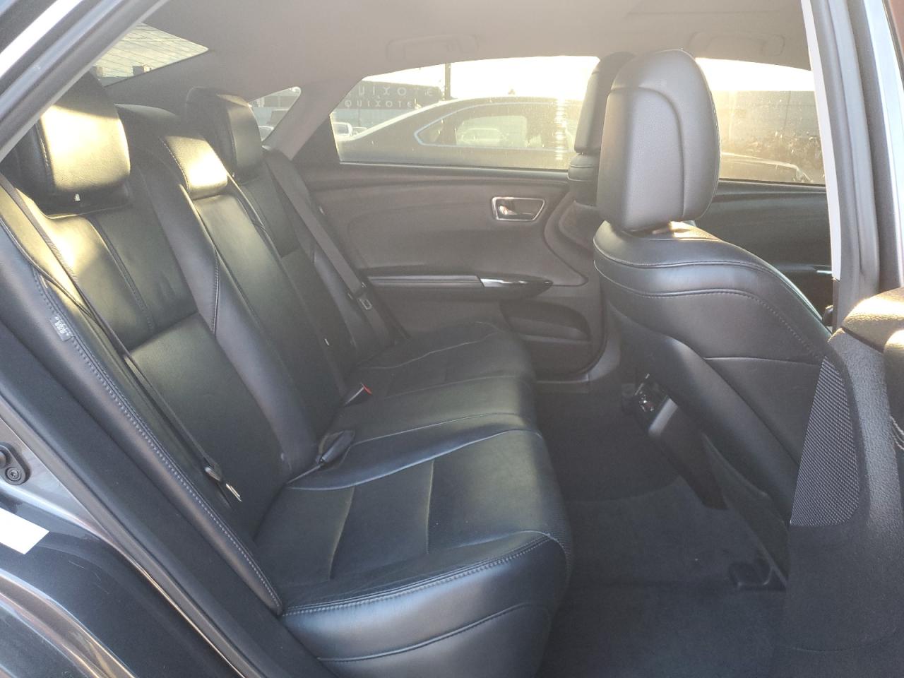 Toyota Avalon Hybrid Image 11