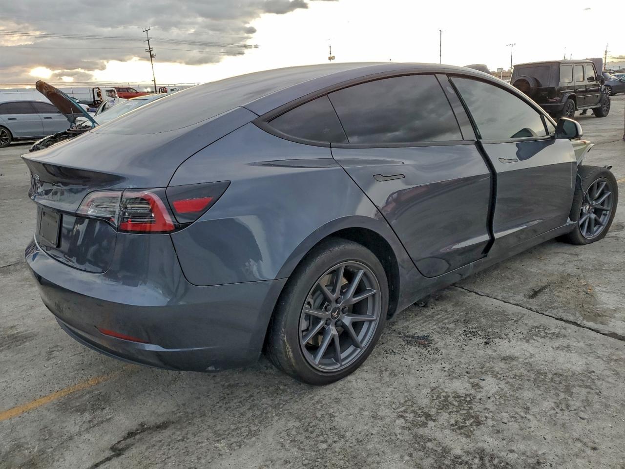 Tesla Model 3 Image 2