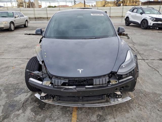 Tesla Model 3 Image 12