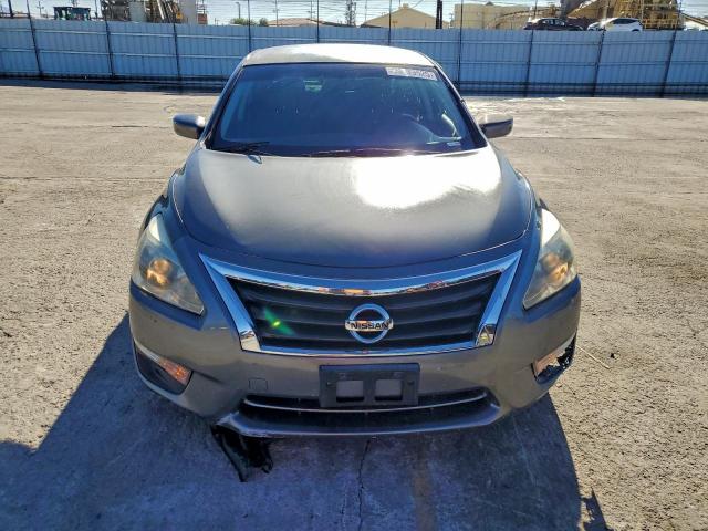 Nissan Altima 2.5 Image 9
