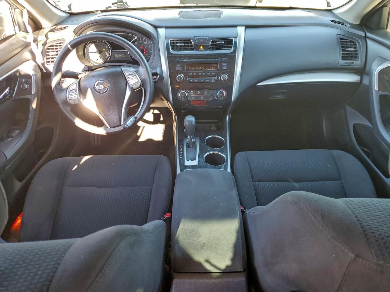 Nissan Altima 2.5 Image 8