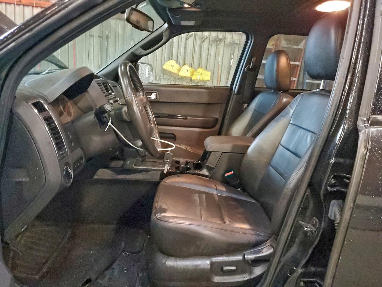 Ford Escape Limited Image 13