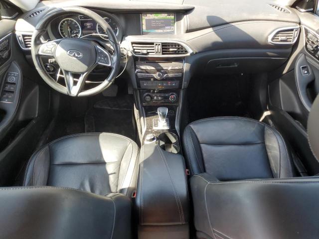 INFINITI Qx Base Image 9