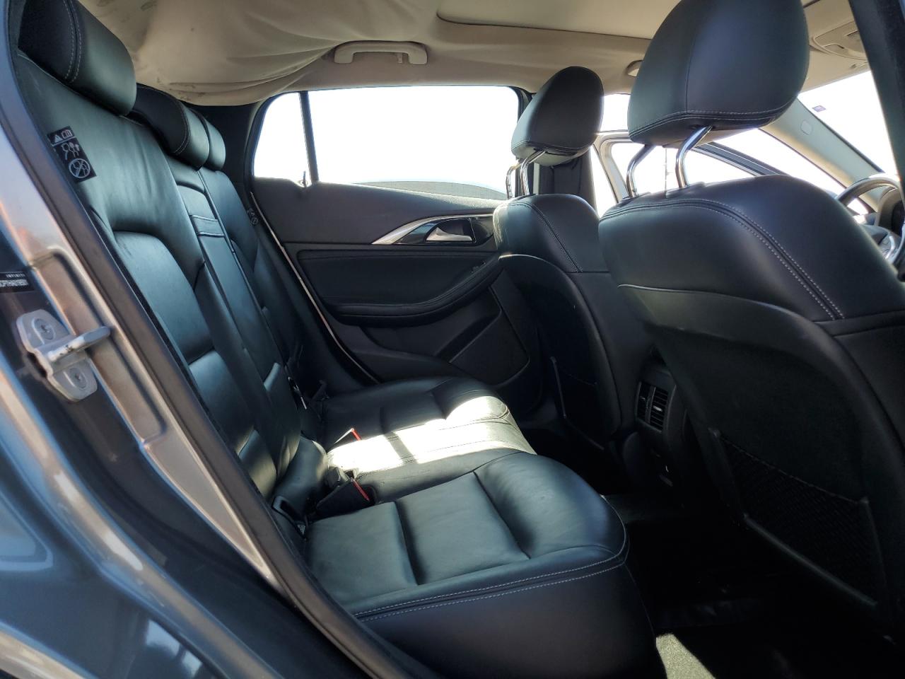 INFINITI Qx Base Image 7