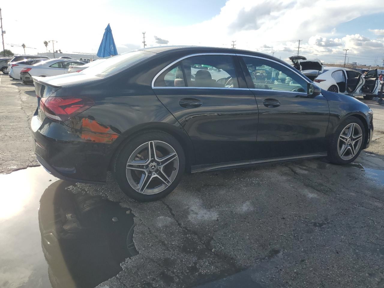 Mercedes-Benz A-Class 220 Image 2