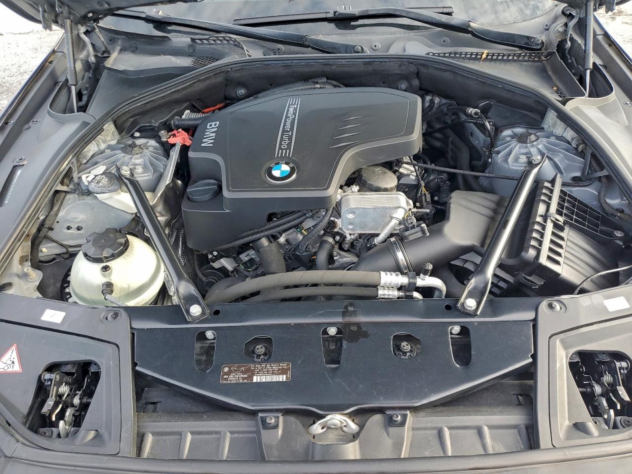 BMW 5 Series I Image 7