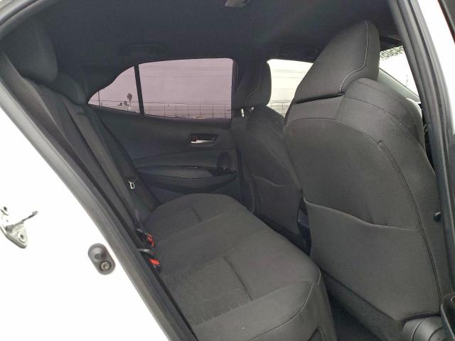 Toyota Corolla Se Image 8