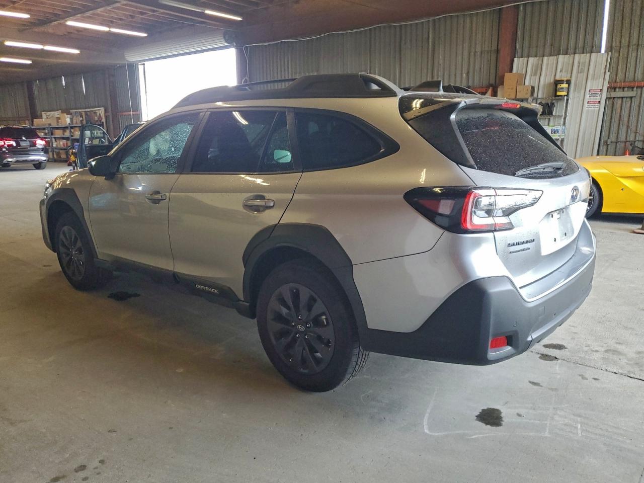 Subaru Outback Onyx Edition Xt Image 2