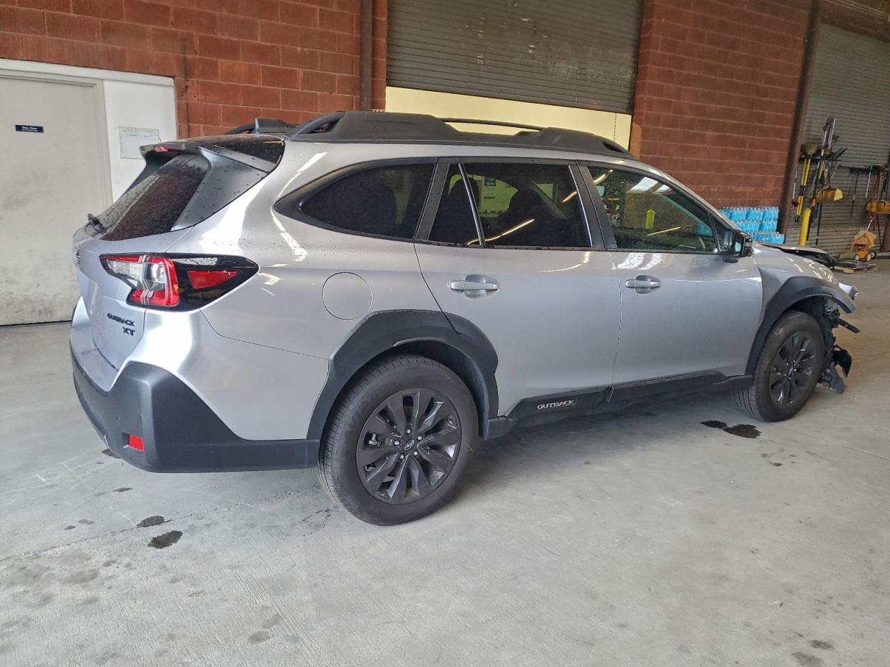 Subaru Outback Onyx Edition Xt Image 3