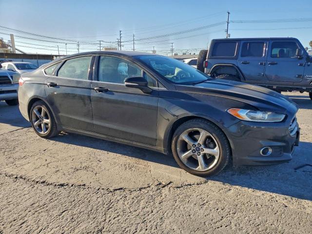 Ford Fusion Se Image 6