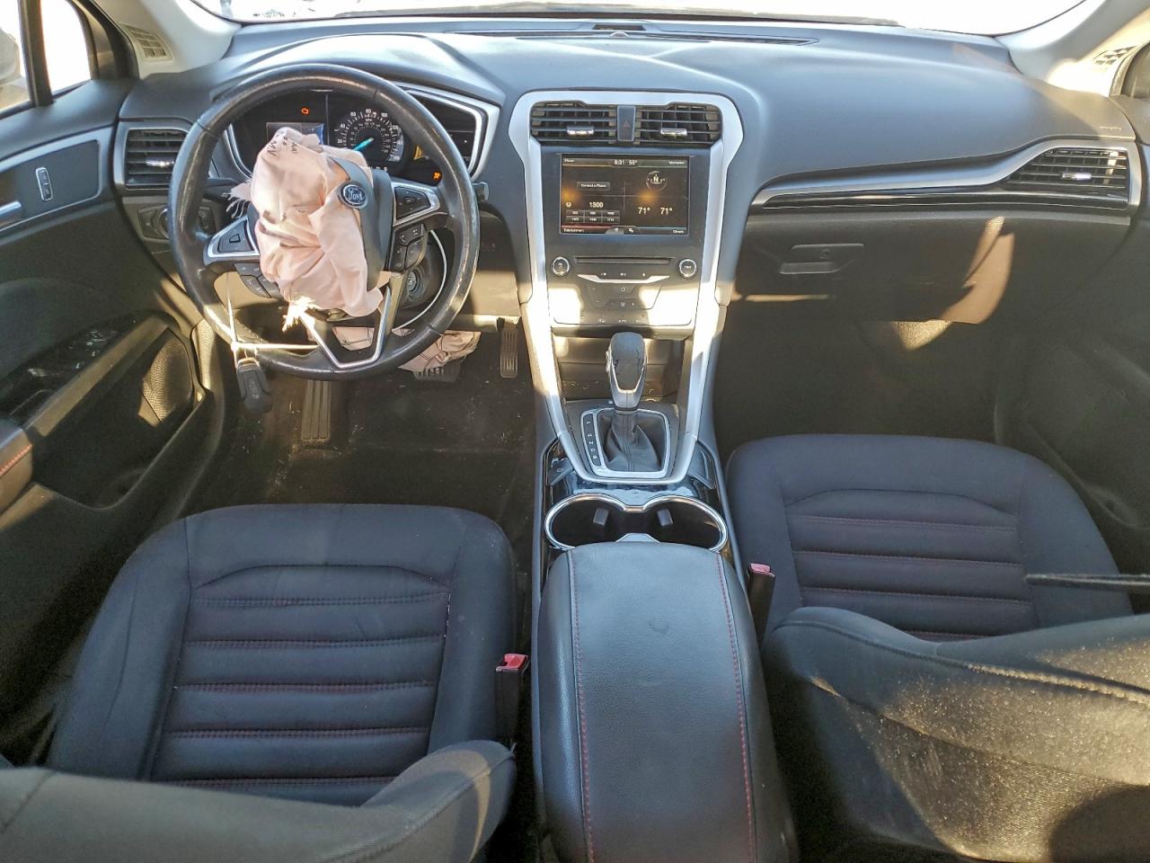 Ford Fusion Se Image 3