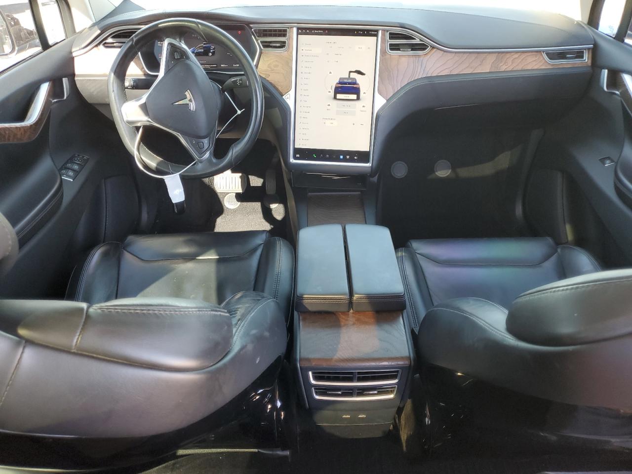 Tesla Model X Image 5