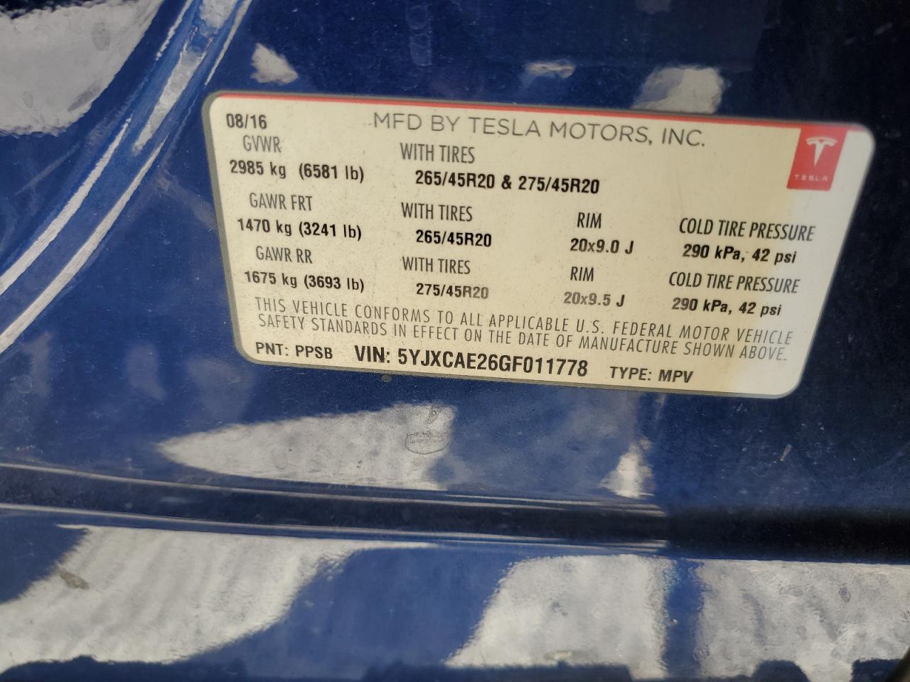 Tesla Model X Image 12