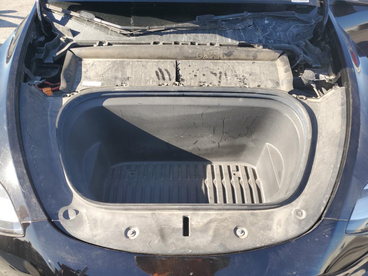 Tesla Model Y Image 9