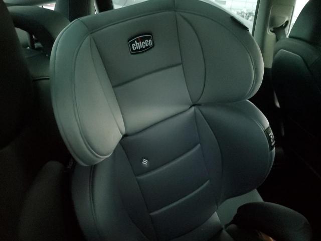 Tesla Model 3 Image 10