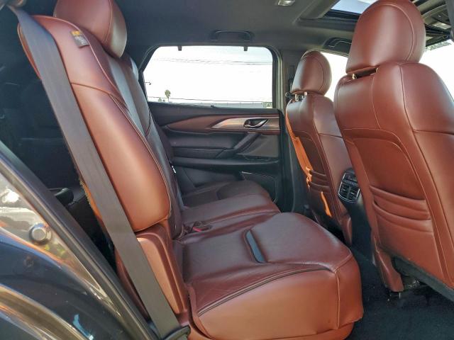 Mazda Cx Signature Image 8