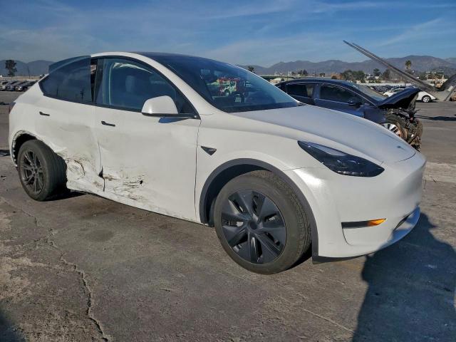 Tesla Model Y Image 9