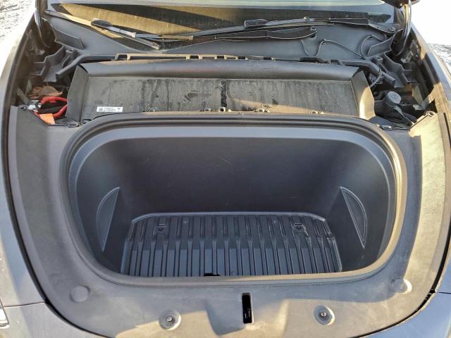 Tesla Model Y Image 8