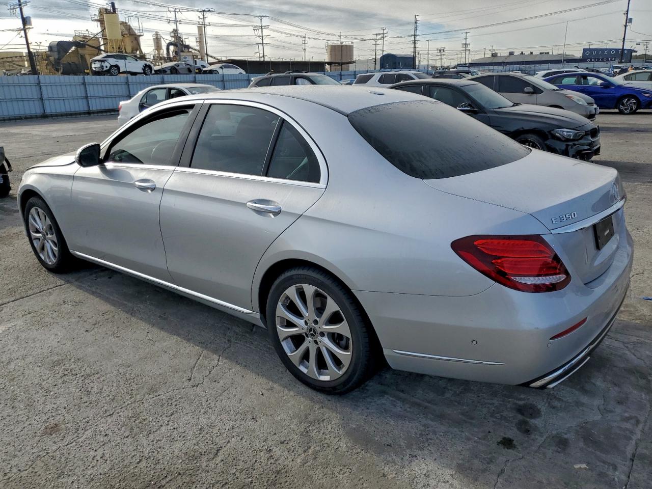 Mercedes-Benz E-Class 350 Image 10