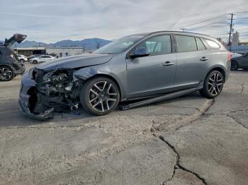  Salvage Volvo V60