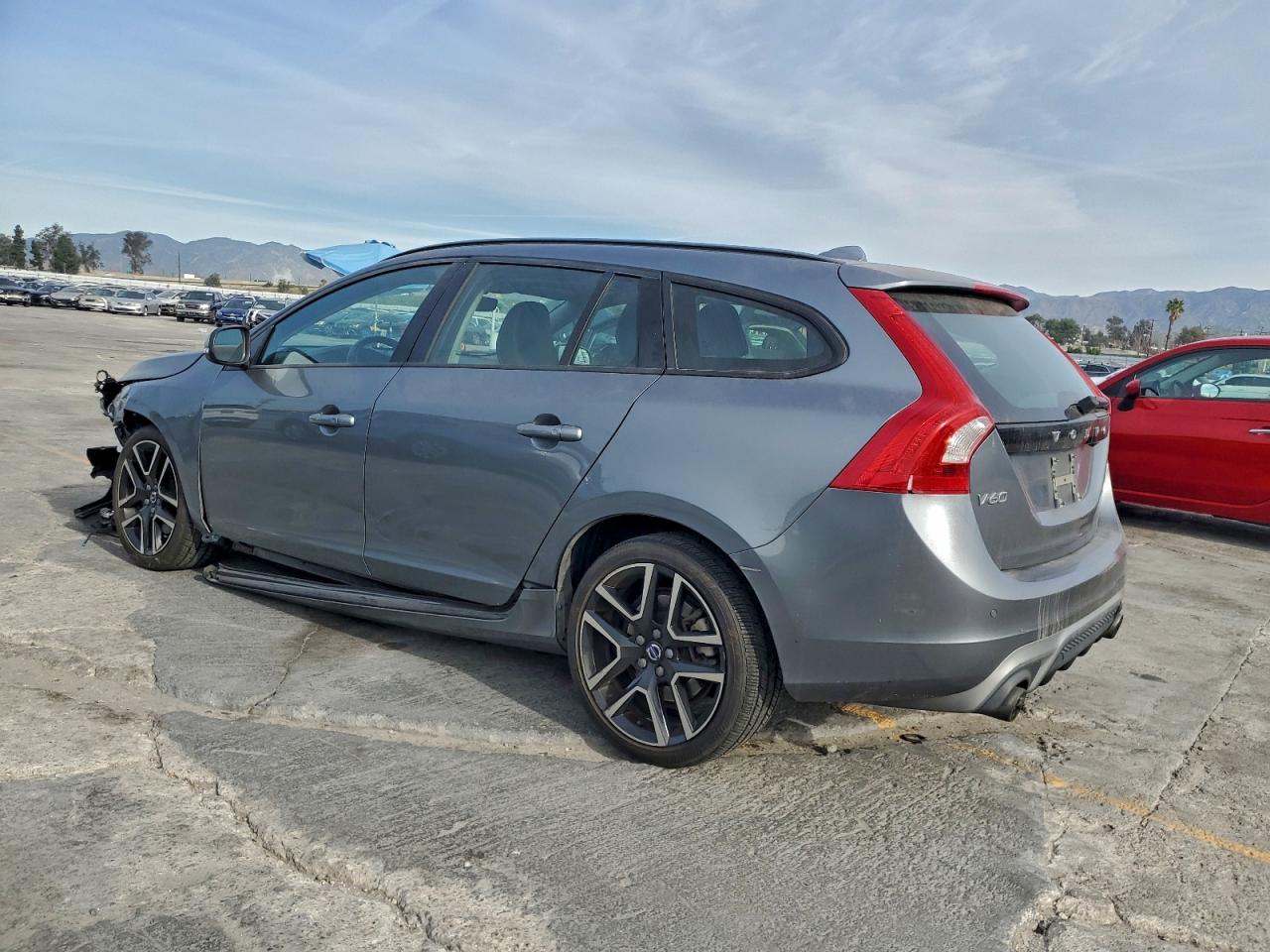 Volvo V60 T5 Dynamic Image 4