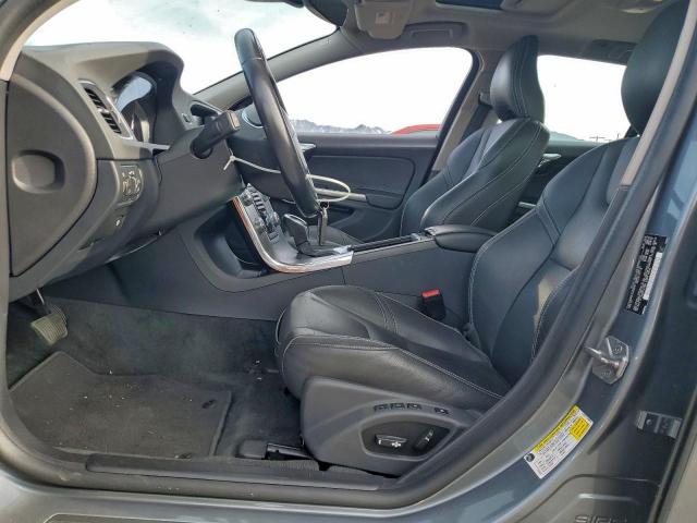 Volvo V60 T5 Dynamic Image 6