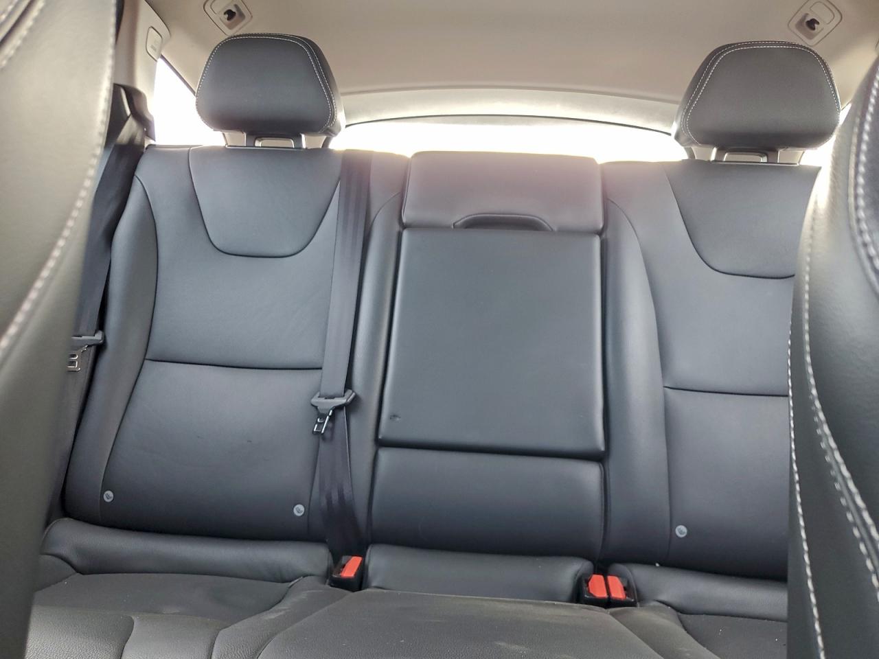 Volvo V60 T5 Dynamic Image 9