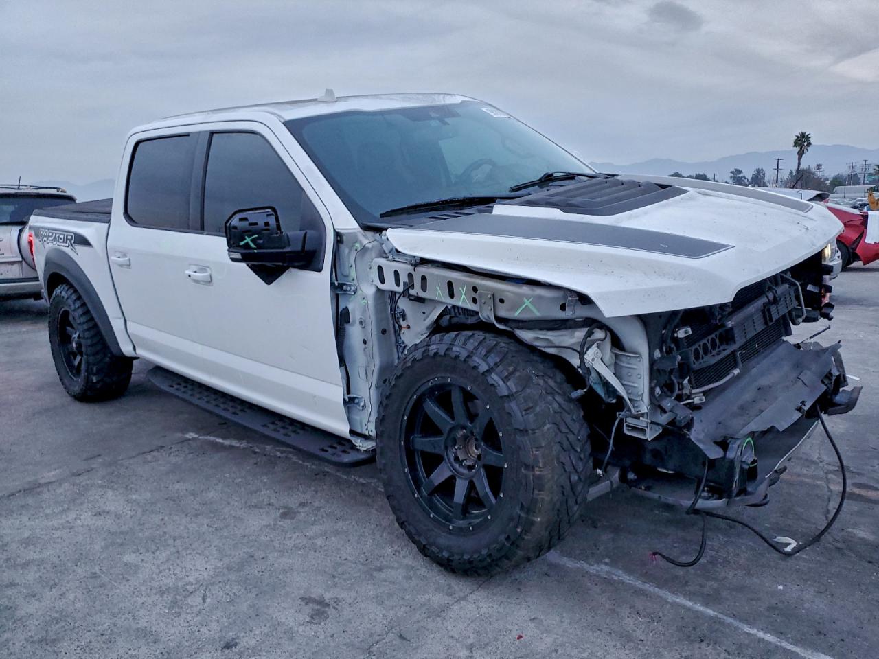 Ford F-150 Raptor Image 7