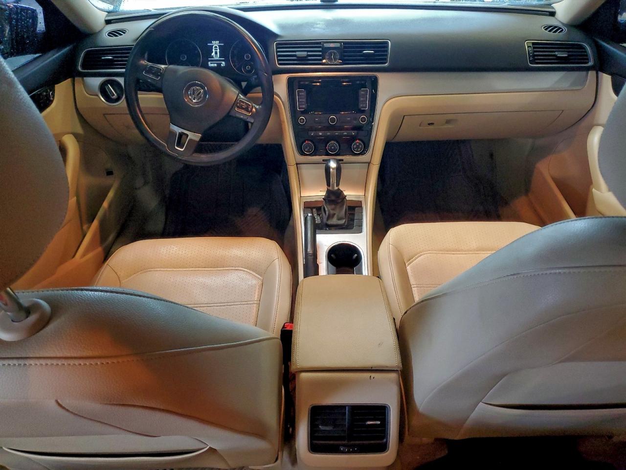 Volkswagen Passat Se Image 5