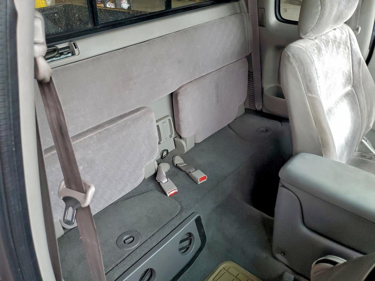 Toyota Tacoma Xtracab Image 10