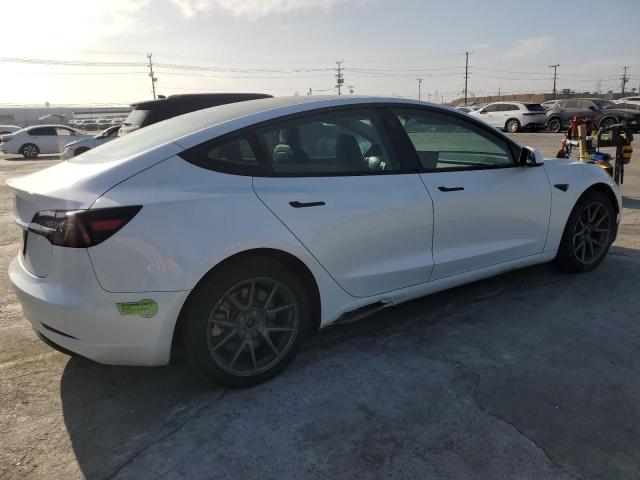 Tesla Model 3 Image 9