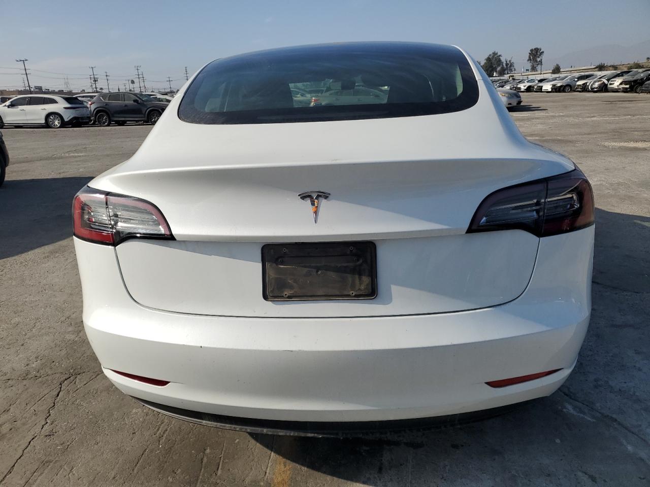 Tesla Model 3 Image 7