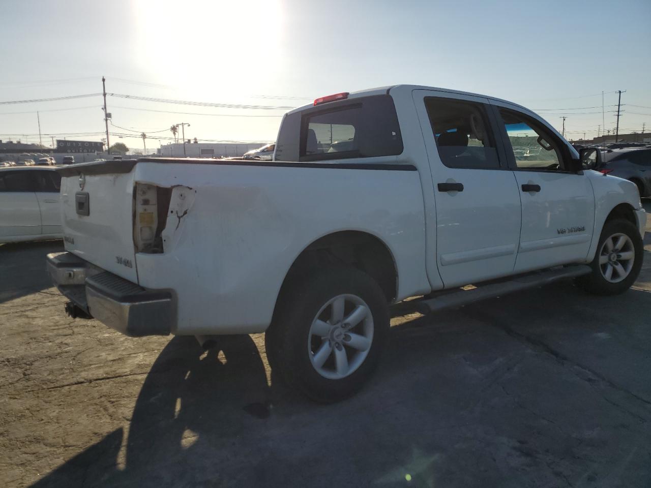 Nissan Titan S Image 9