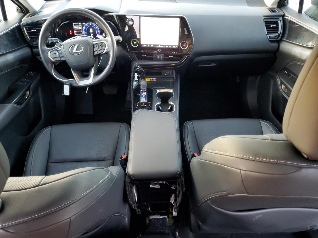 Lexus NX 250 Base Image 8