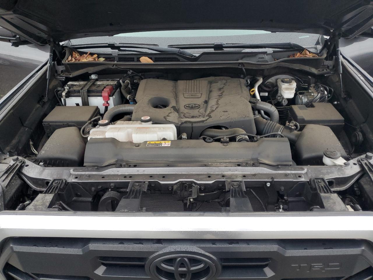 Toyota Tundra Crewmax Limited Image 5