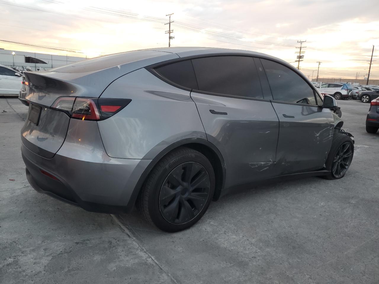 Tesla Model Y Image 5