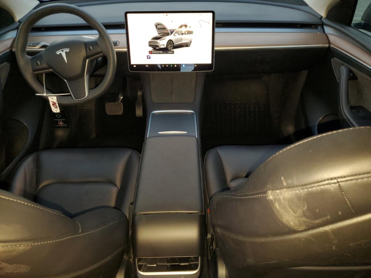 Tesla Model Y Image 13