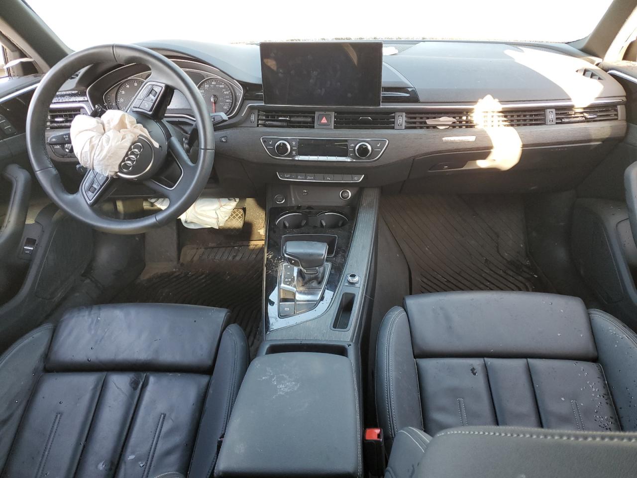 Audi A4 Premium 45 Image 11