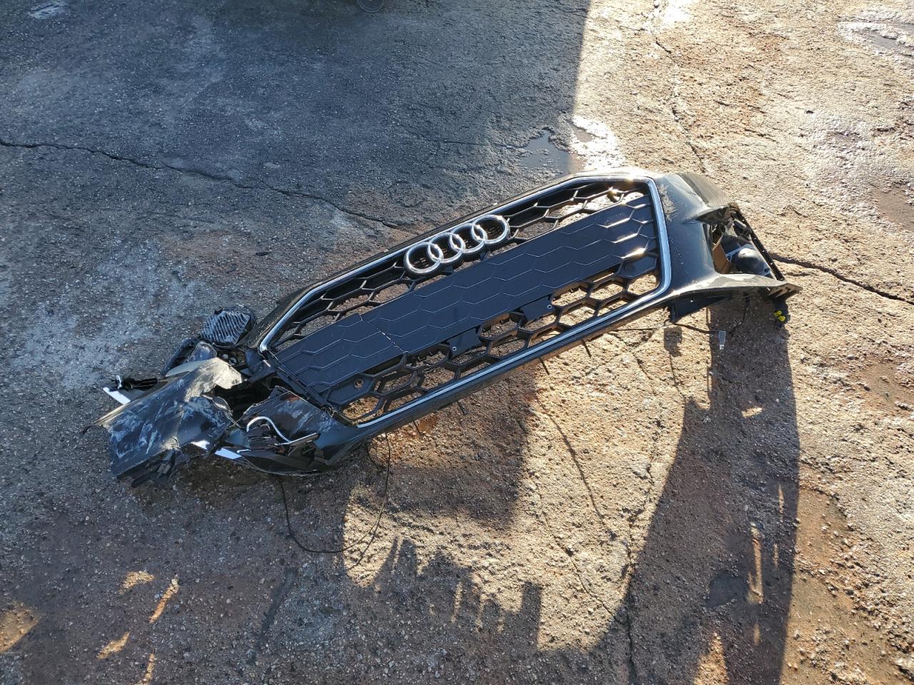 Audi A4 Premium 45 Image 12