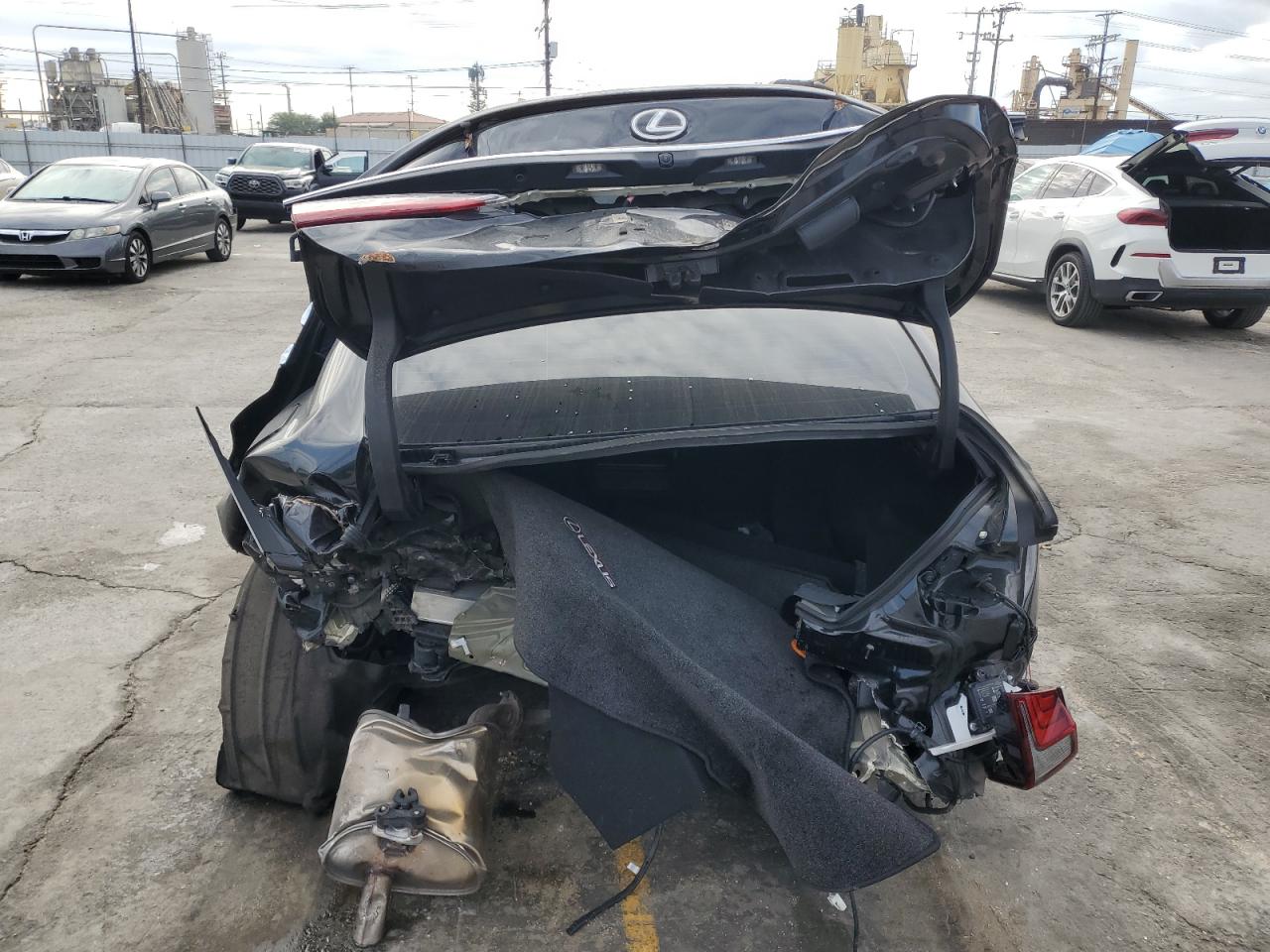 Lexus Es 300h Base Image 7