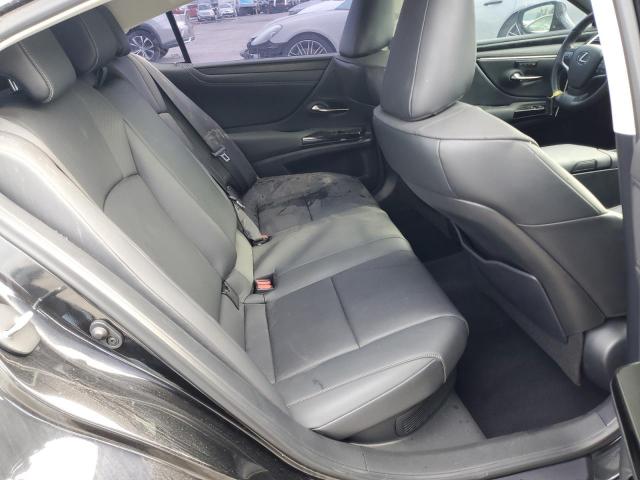 Lexus Es 300h Base Image 9