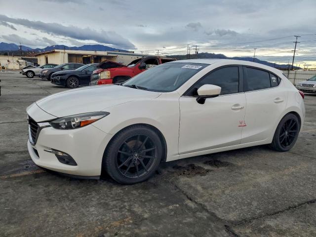  Salvage Mazda 3