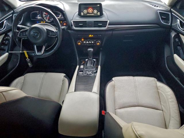 Mazda 3 Grand Touring Image 5