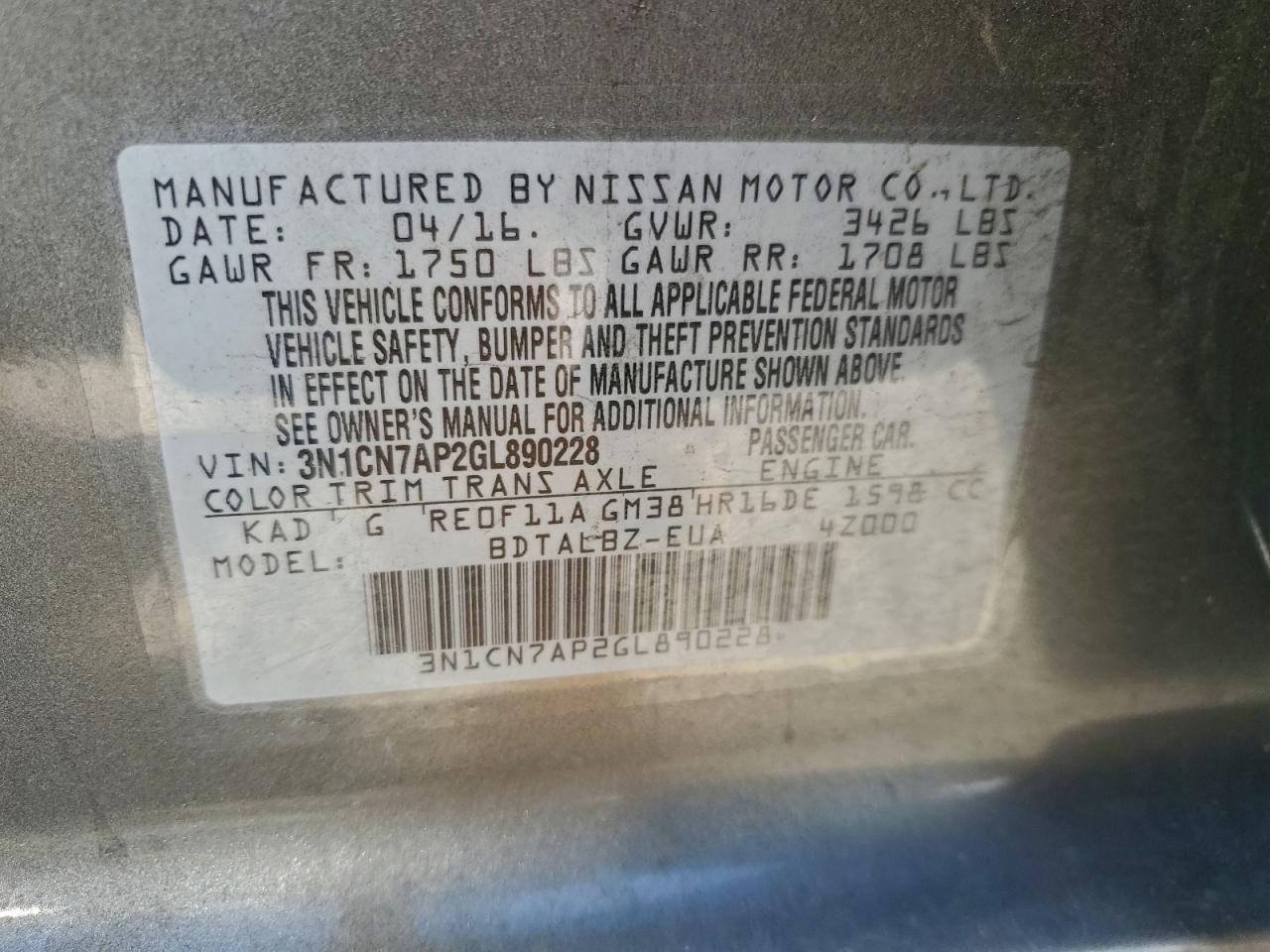 Nissan Versa S Image 3