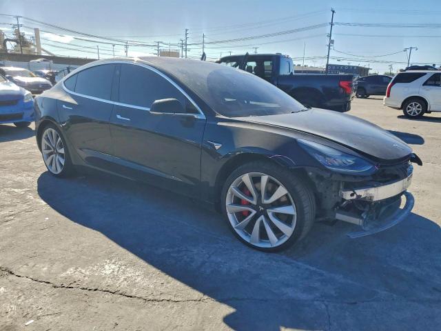 Tesla Model 3 Image 12
