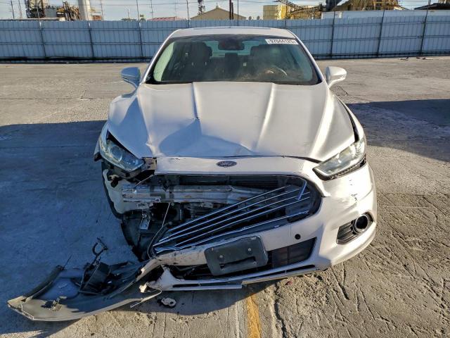 Ford Fusion Se Hybrid Image 5