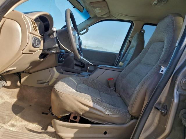 Ford Explorer Xls Image 7